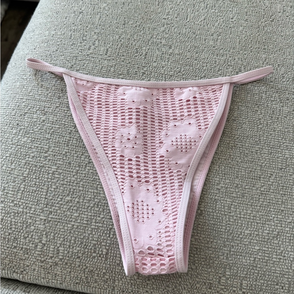 Frankie’s Bikini